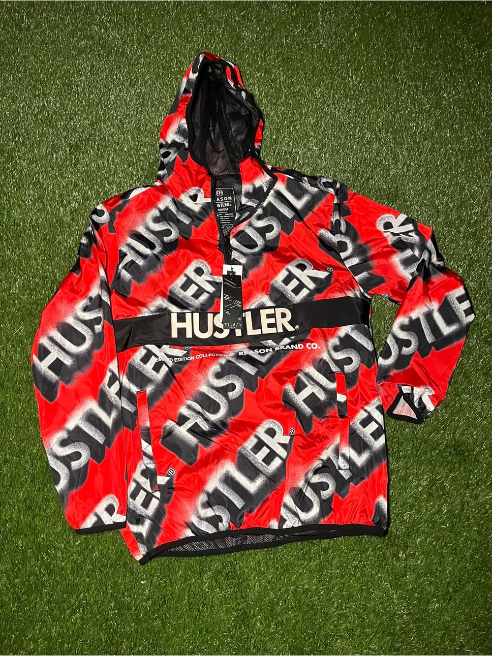 Reason “Hustler” Red and Black Hustler Logo Men’s Medium Hooded Windbreaker NWT